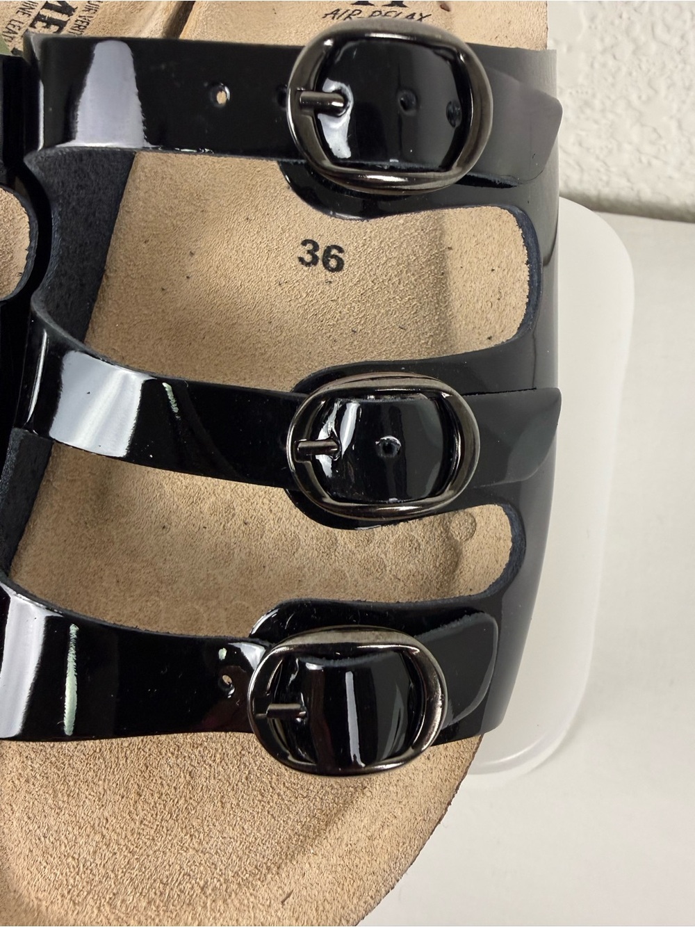 Mephisto Nolene Black Patent Leather Triple Strap Slide Sandals| NWT |EU 36 US 6 - Picture 3 of 10